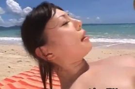 Ai Takeuchi beachfront gangbang part2 - video 3
