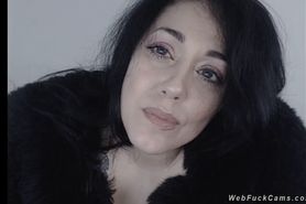 Natural huge tits babe on webcam