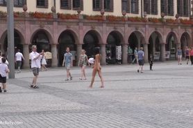 Nude in Public - Kira -