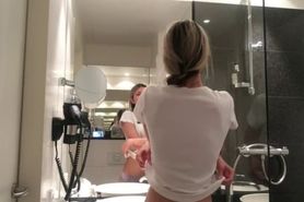 Gina Gerson Shover to the Hotel