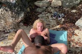 --> RARE <-- Angel Emily French Queen Of Spades Interracial On The Beach (Monster Cock)