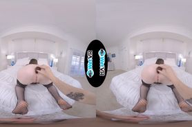 Girlfriend Gives Anal In VR For Valentines Day