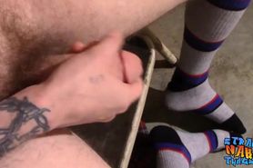 STRAIGHT NAKED THUGS - Straight tattooed thug Blinx cums after masturbating solo