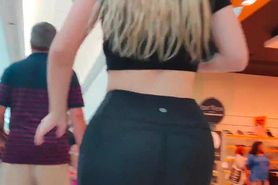 Blonde Pawg candid