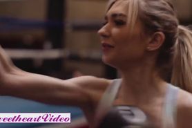 Sweetheart Video - Athleti lesbian strapon fucks petite blonde