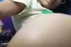 Cute girlfriend love to destroy her asshole on a Video Call.