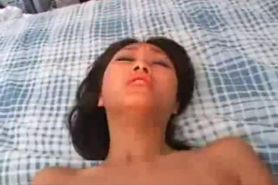 Amateur asian chick fucked and creampied
