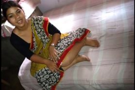 Desi Bhabhi from Pune Nude in Saree