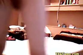 Horny White Girl Masturbating On Webcam