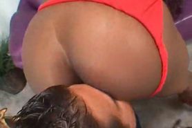 Ebony With A Lot Of Junk In The Trunk