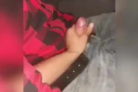 Azg?n Türk Gay Arabada Sakso  Turkish Twink handjob Blowjob at car while driving