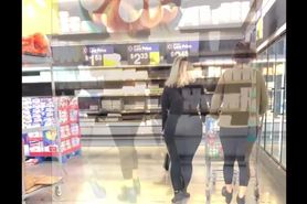 Thick Blonde PAWG Shopping