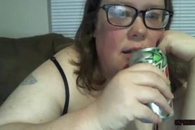 Chubby fat mature bj toy