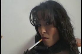 Smoking hot brunette - video 2