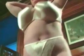 Rhonda Baxter-Huge Tits