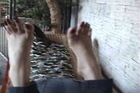 Asian Toe Spread long toenails