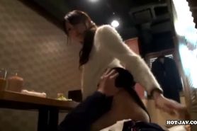 Japanese Girls masturbated with attractive massage girl sofa.avi