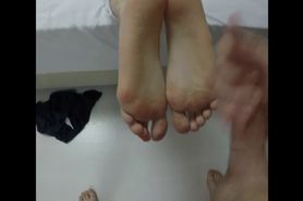 My Maid let me Cum on her Soles