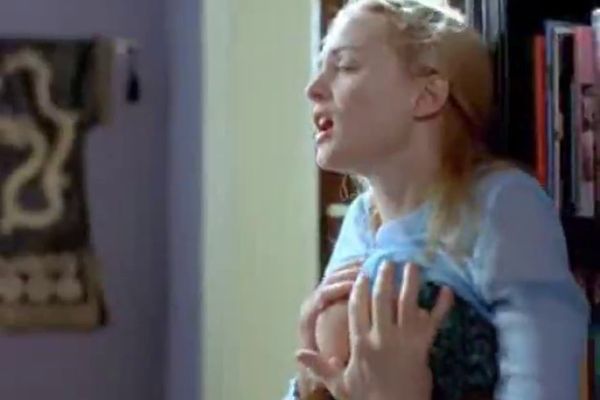 Heather Graham Hardcore Sex Scenes - Heather Graham - Killing Me Softly Nude Scene - TNAFlix Porn ...