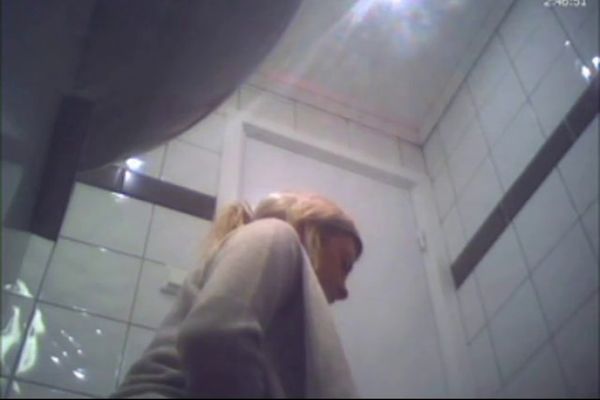 600px x 400px - Blonde amateur teen toilet pussy ass hidden spy cam voyeur 1 sex ...
