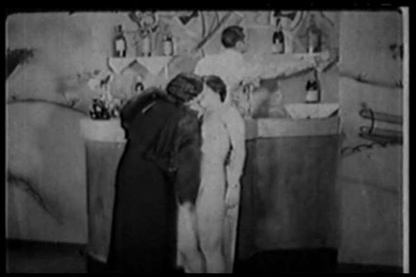 Vintage 1920s Porn - Vintage Porn 1920s FFM Threesome - Nudist Bar - TNAFlix Porn ...