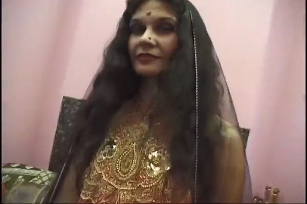 Zarina Mature Czech Porn - Indian Mature Whore Adaza Fucks - TNAFlix Porn Videos