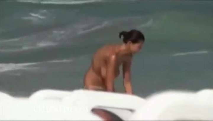 Candid Topless Beach Image Fap - Topless beach woman big tits Candid HQ Porn Video - Tnaflix.com