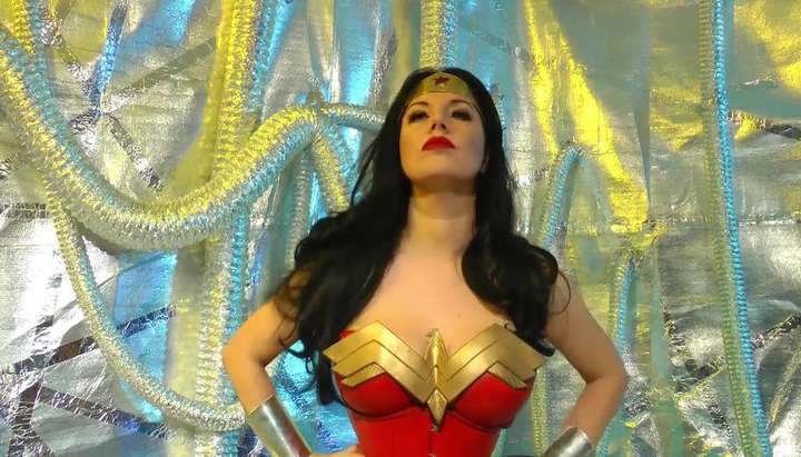 Wonder Woman Black Magic Porn - Wonder Woman vs. Sinestro (Anastasia Blue, Anastasia Pierce) - Tnaflix.com