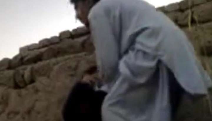 720px x 411px - Pakistani Village Girl Fucking Hiding Against Wall - Village Outdoor -  Tnaflix.com