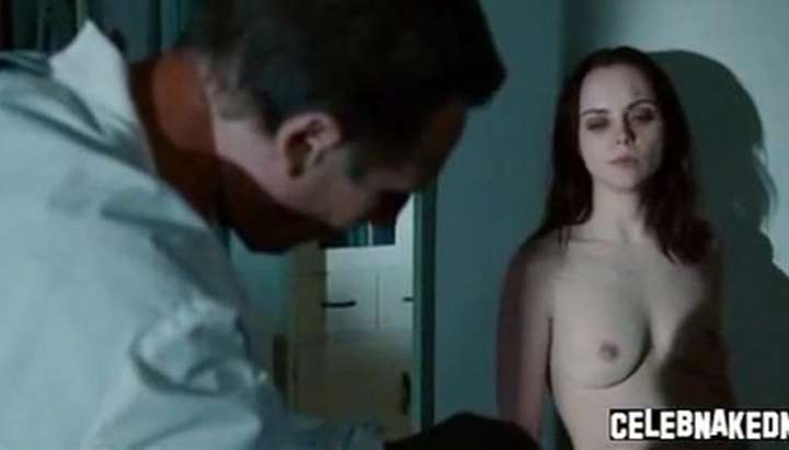 Toon Sex Galleries Ricci Pics - Celeb christina ricci mostrando sus grandes pechos desnudos y - Tnaflix.com