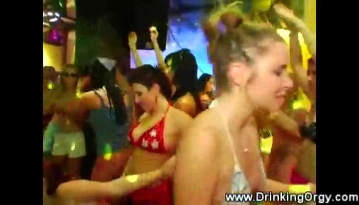 Drunk Sex Party Orgy - DRUNK SEX ORGY - Porn stars having some summer treats - Tnaflix.com