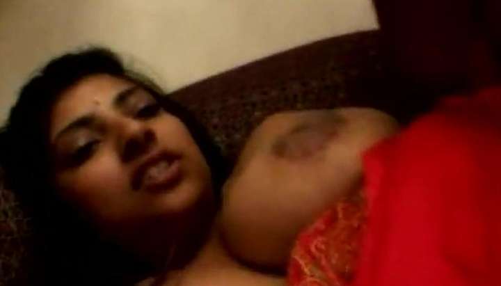 Indianpucy - INDIAN PORN QUEENS - Une indienne en chaleur se fait baiser - Tnaflix.com