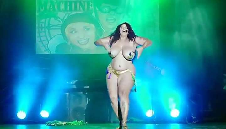 Burlesque Porn - Kiki La Chanteuse Burlesque Porn Video - Tnaflix.com