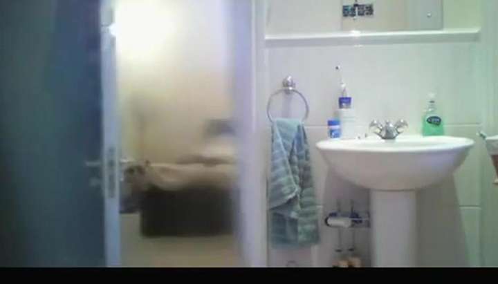 Hidden camera in bathroom catches busty chick Porn Video - Tnaflix.com