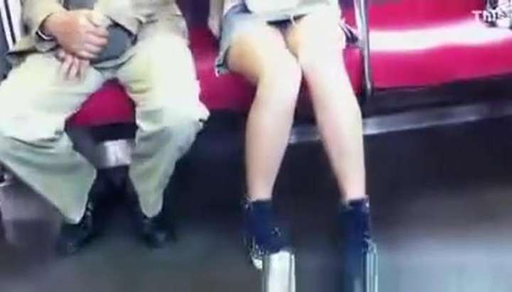 Candid Train Upskirt - Upskirt on train - Tnaflix.com