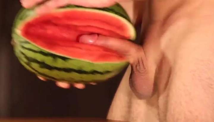 water melon cum - fucking a melon and cumming - Tnaflix.com