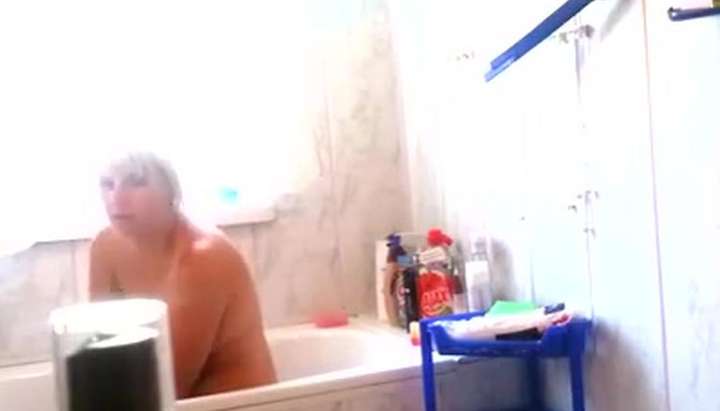 720px x 411px - Wife caught masturbation in bathroom on hidden cam (Real Orgasm) TNAFlix  Porn Videos