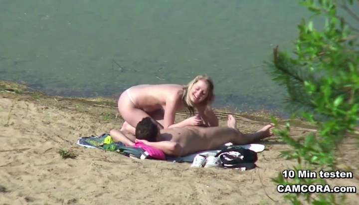 Young German Teen Couple voyeur in sex on the hamburg beach - Tnaflix.com