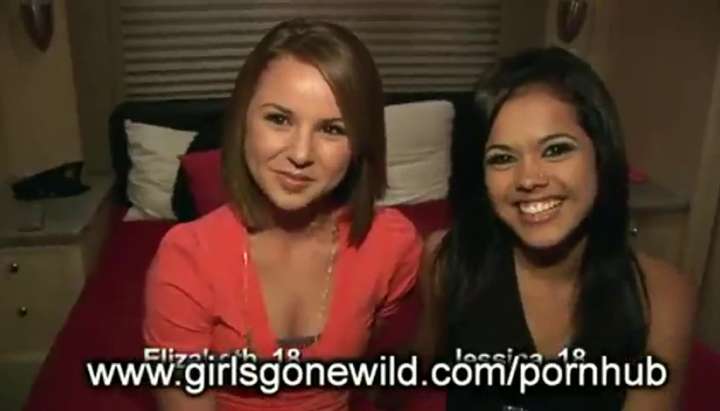 GIRLS GONE WILD: BEST FRIENDS MAKE OUT TNAFlix Porn Videos