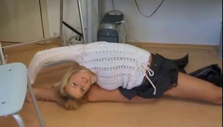 Flexible Blonde Ass - Flexible Blonde fucked in the ass TNAFlix Porn Videos