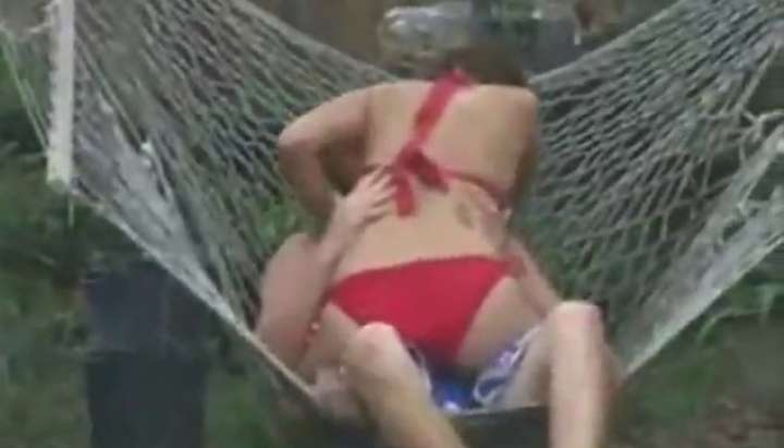 Voyeur spy cam caught young teen couple fucking garden TNAFlix Porn Videos image