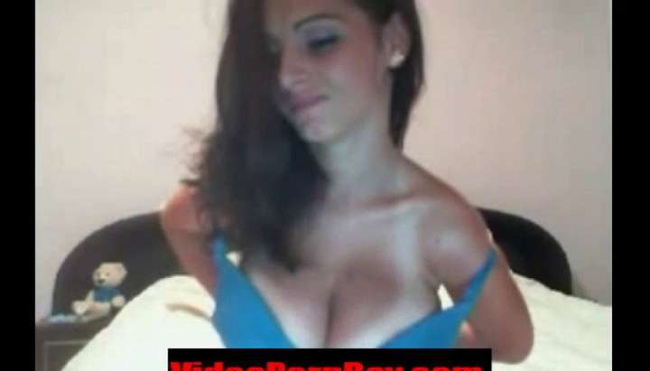 Bouncing Teen Breasts - Perfect teen with huge bouncing boobs TNAFlix Porn Videos