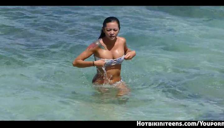 720px x 411px - Sexy Bikini Beach Girls Voyeur Video HD TNAFlix Porn Videos