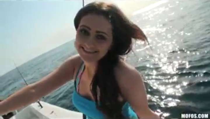 720px x 411px - Young big-tit brunette slut teen girlfriend fucks outdoors on boat -  Tnaflix.com