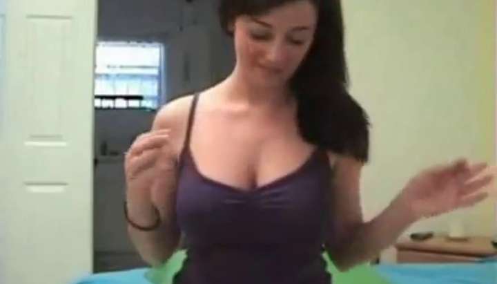 Huge Tits Teen Masturbating On Webcam - Cute teen with big boobs masturbating on webcam TNAFlix Porn Videos