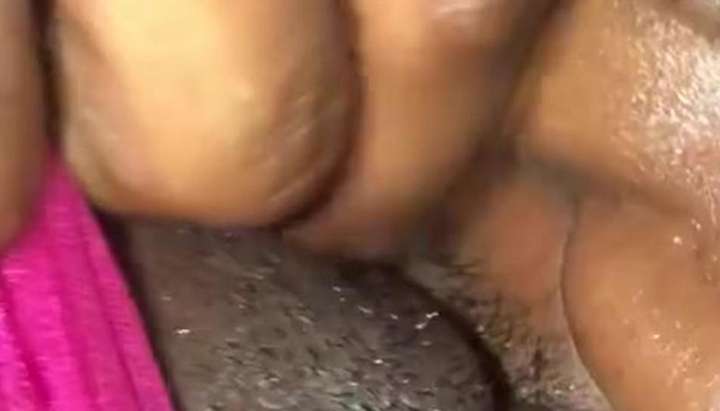 Ebony close up clit licking - Tnaflix.com