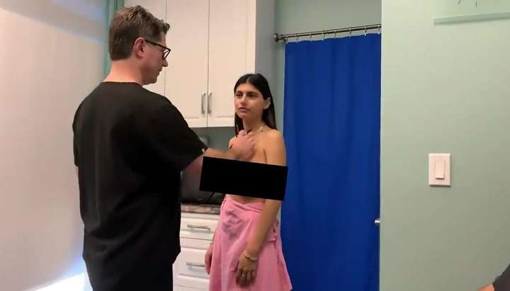 Mia Khalifa 2020 (Breast Surgery Revision) Part 1 (Mia Callista) -  Tnaflix.com