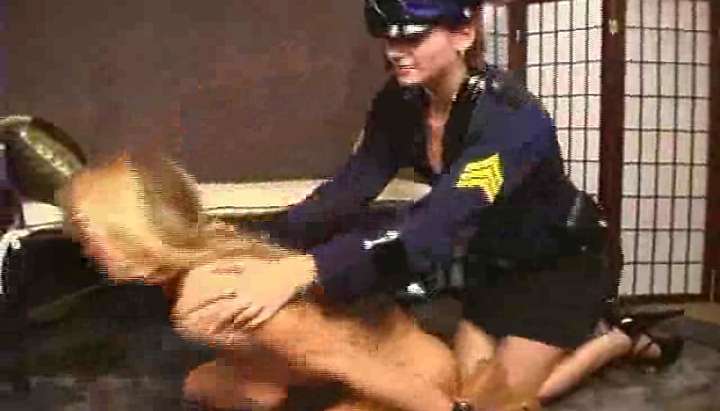 Vintage Female Cop Porn - Police Woman Brutality - Tnaflix.com