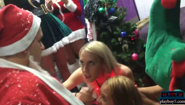 College amateur xmas party turns into a wild fuck orgy - Tnaflix.com