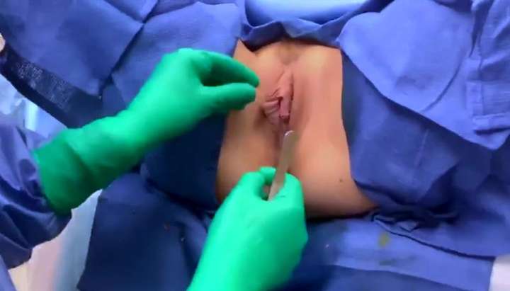Surgery Fetish Porn - Sexy surgeon presents labiaplasty - hoodoplasty - Tnaflix.com